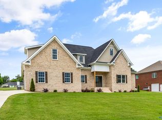 119 River Downs Dr, Huntsville, AL 35811