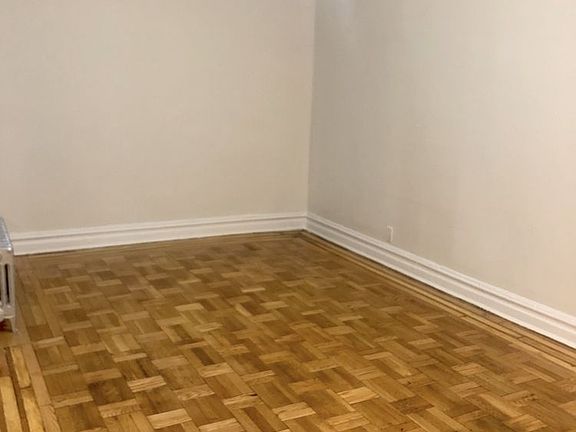 3rd image of 4323 40th St APT 1M