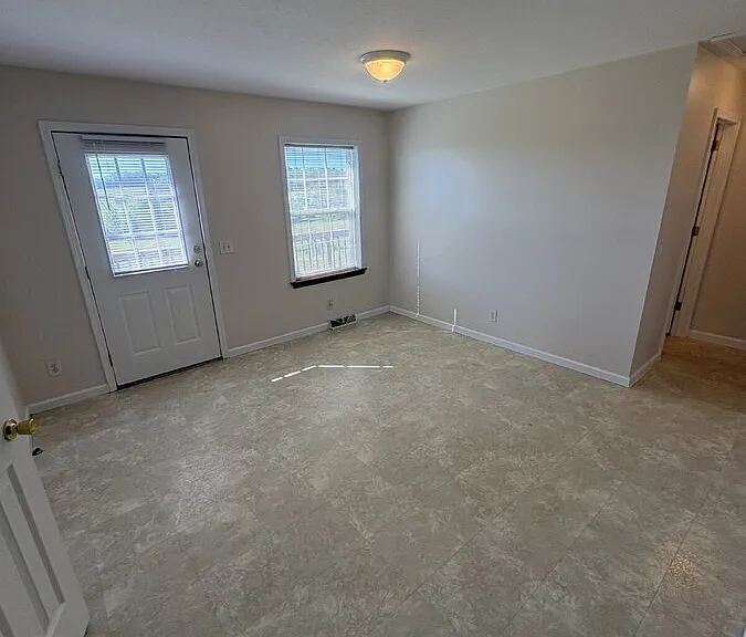 7066 Hat Creek Ln — Photo 8
