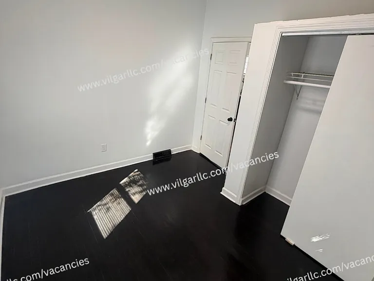 2435 Diamond Ave — Photo 25