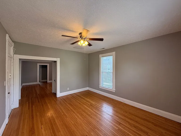 118 N Glenwood Ave — Photo 41