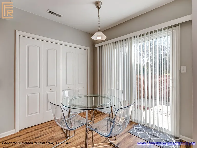 9250 N Vicksburg Park Ct — Photo 8