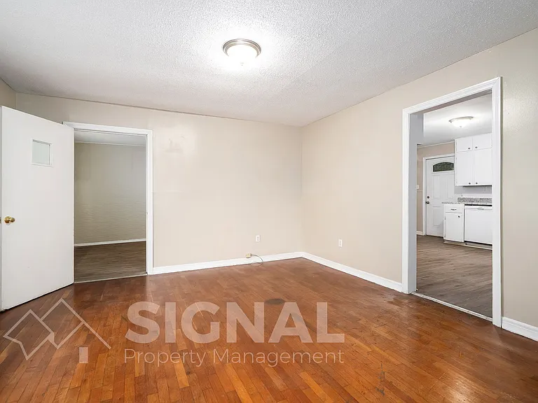 5117 Highland Ave — Photo 9
