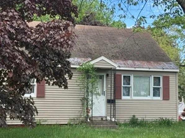 36 Vest Haven Drive, Burlington, VT 05408