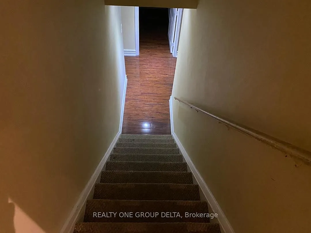 3 bed, $2,600 — Photo 2