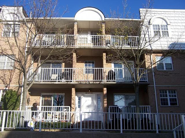 1st image of 85 Elmwood Park Dr APT 11