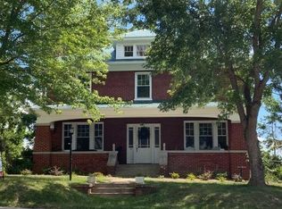 2613 N Augusta St, Staunton, VA 24401
