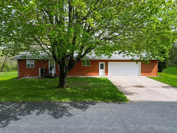 409 Vista Dr, Alma, WI 54610