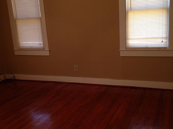 5th image of 837 Saint Thomas St