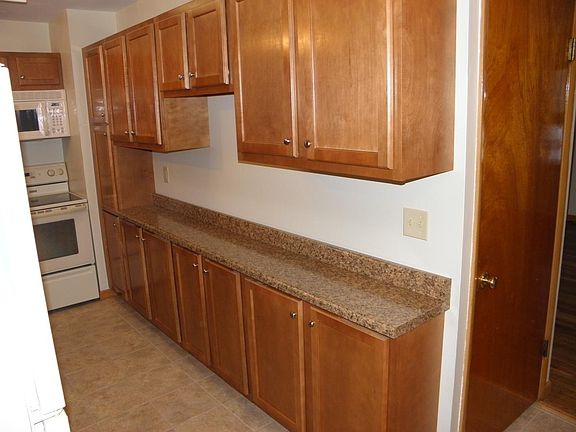 Kitchen right side