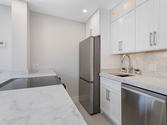 4th image of 7 Crossings Cir APT H