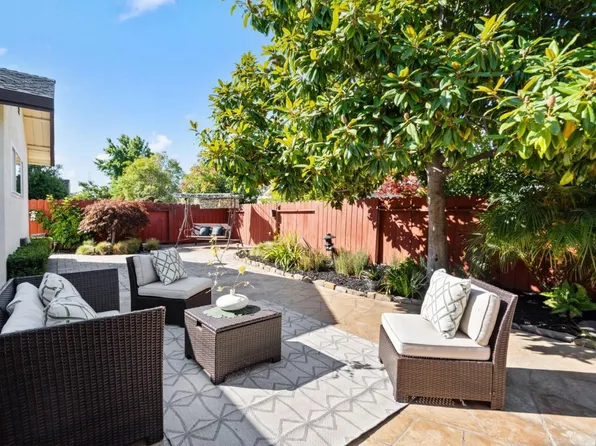 872 Lurline Dr, Foster City, CA 94404