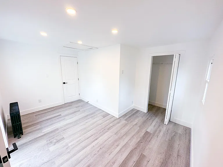 23 Hewson Ave — Photo 15