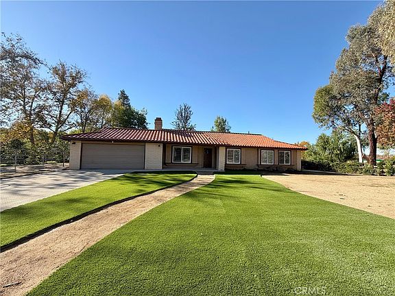 2nd image of 5365 Lewis Rd