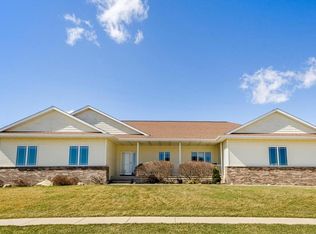 535 Jefferson Ct, Center Point, IA 52213