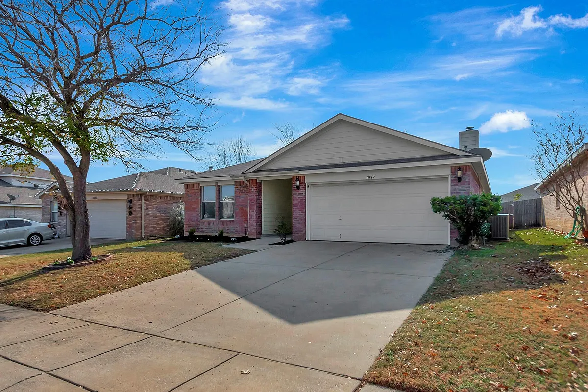 Building Photo - 1037 Triple Crown Dr