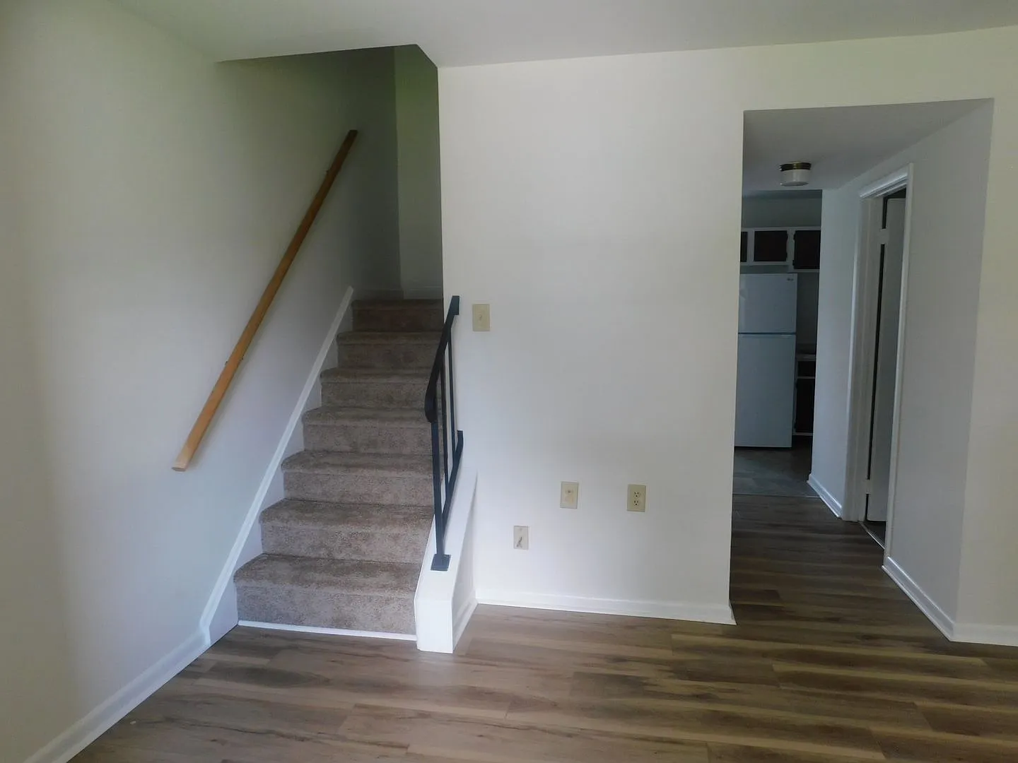 Townhome located in the heart of Berryville, VA — Photo 3