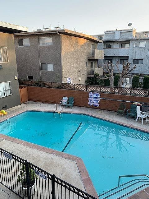 2nd image of 5140 Coldwater Canyon Ave