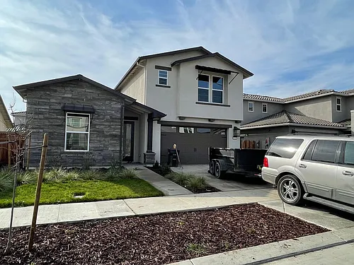 2292 Mozart Ave Photo 1