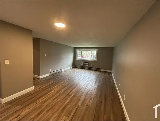 180 Main St #D91 — Photo 3
