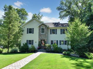 344 Grove St, Ramsey, NJ 07446