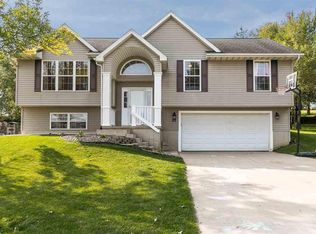 37 Sumter Ave, Lisbon, IA 52253