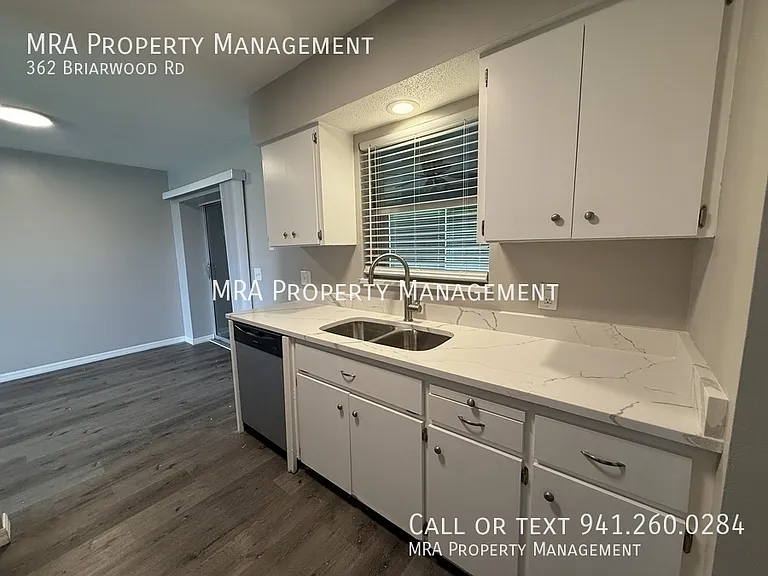 362 Briarwood Rd — Photo 6