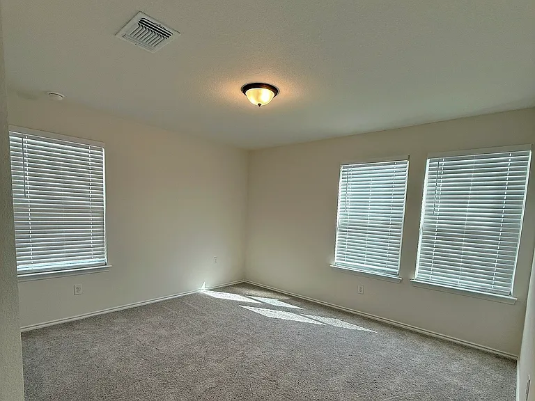 12604 Oxford Vineyard Ln — Photo 11