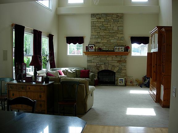 5th image of 23013 SE 44th St