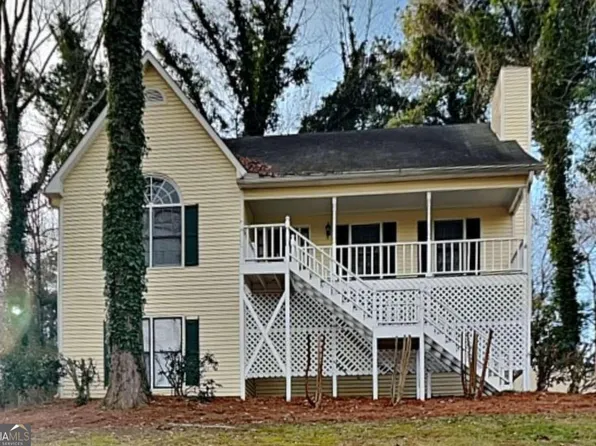 1004 Crabtree Close, Woodstock, GA 30188