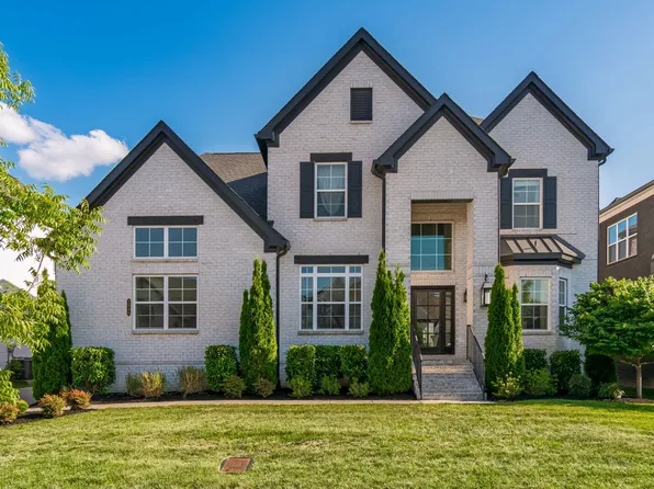 2045 Bocage Cir, Nolensville, TN 37135