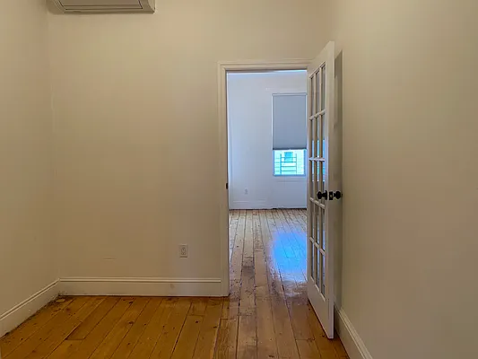 Rented by Dream Space Realty | media 20