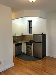 Rented by Flatiron Real Estate Advisors LLC