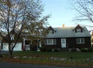 25 Bow St, Peabody, MA 01960