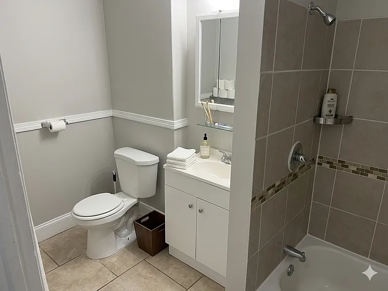111 Bristol St #O3L — Photo 2