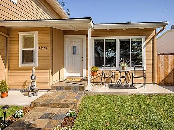 Entrance Patio