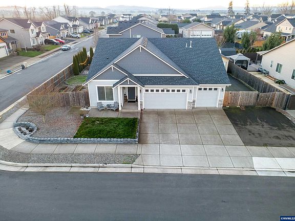 4th image of 6284 NE Barker St