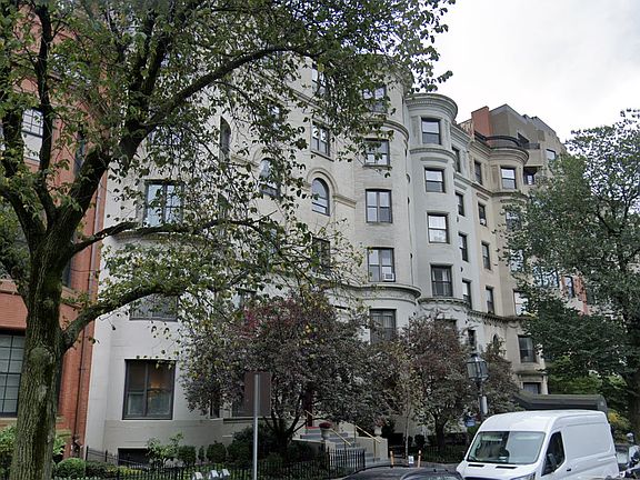 384 Commonwealth Ave. Boston - Back Bay Building Photo 6 (1)