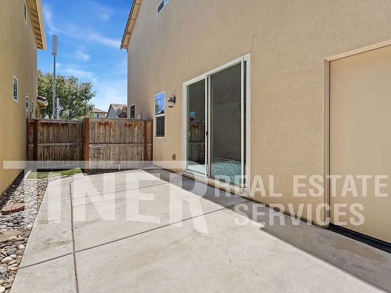 3027 Club Center Dr — Photo 20