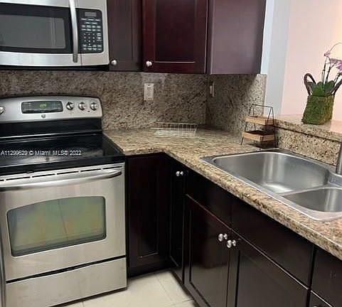 4th image of 250 NW 107th Ave APT 208