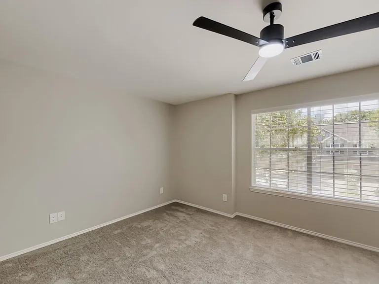 11 Wineberry Pl — Photo 13