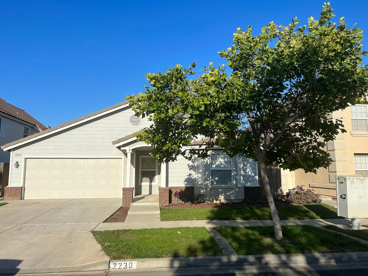 2230 Mogul Ave — Photo 2