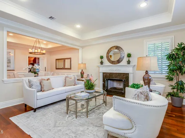 600 S Orange Grove Blvd Unit 3, Pasadena, CA 91105