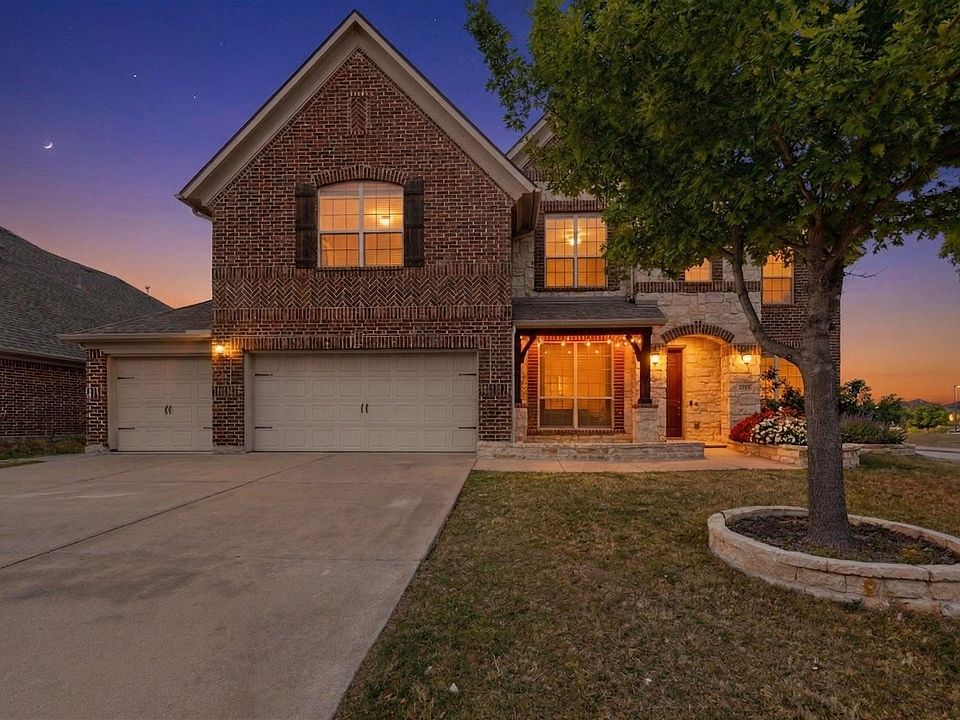 1st image of 2349 Emerald Lake Ln