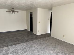 6562 Cheviot Rd, Cincinnati, OH 45247