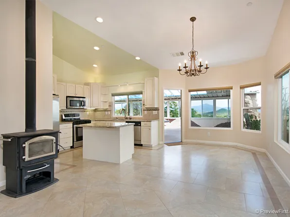 20479 Deerhorn Valley Rd, Jamul, CA 91935