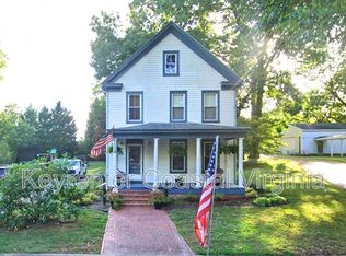 227 James St, Smithfield, VA 23430