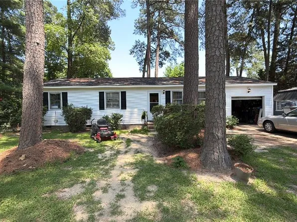 2703 Woodford Ave, Hayes, VA 23072
