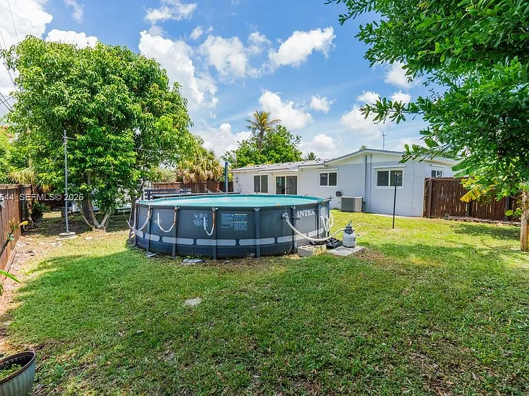 20440 NW 20th Ct — Photo 35