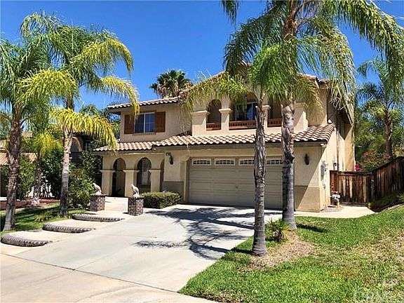 2nd image of 15780 Vista Del Mar St